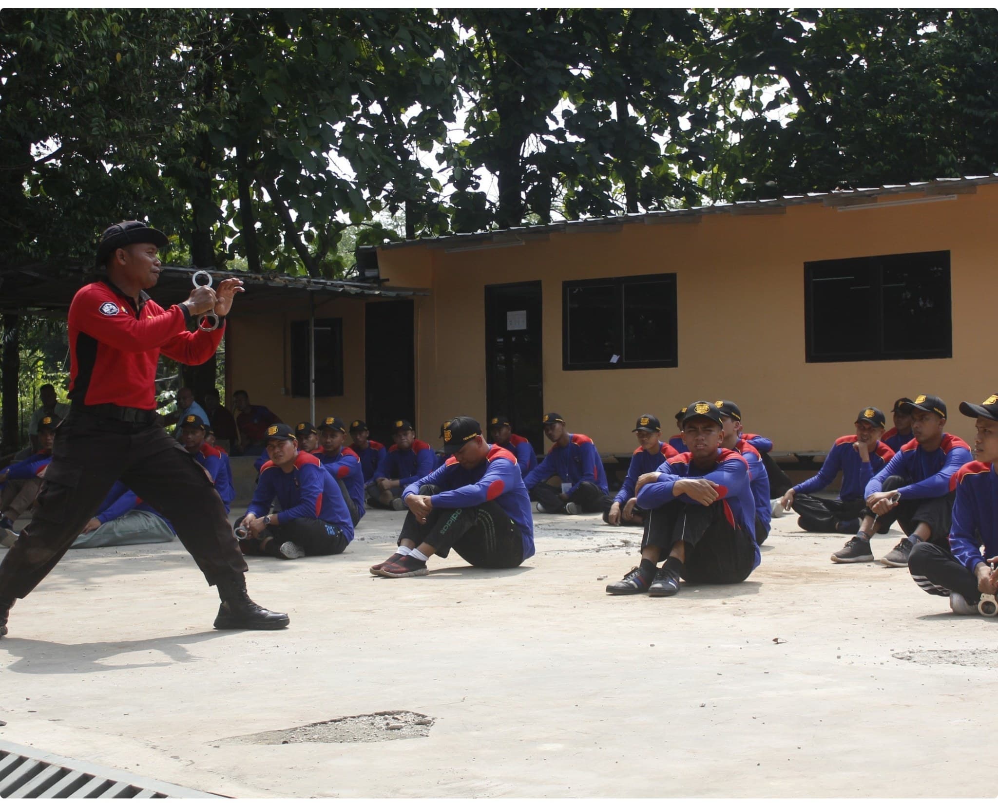 Pelatihan Keamanan & Pengembangan Profesional
